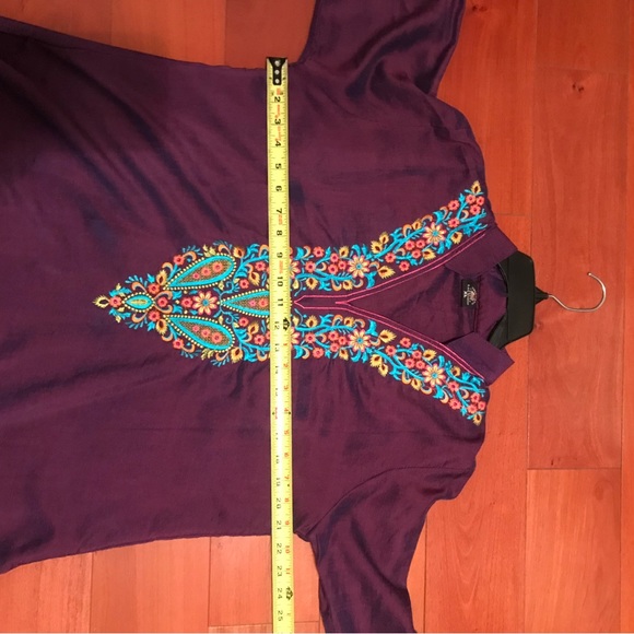 VL Collection Enterprises Pakistan Purple Embroidered Blouse - Picture 7 of 9